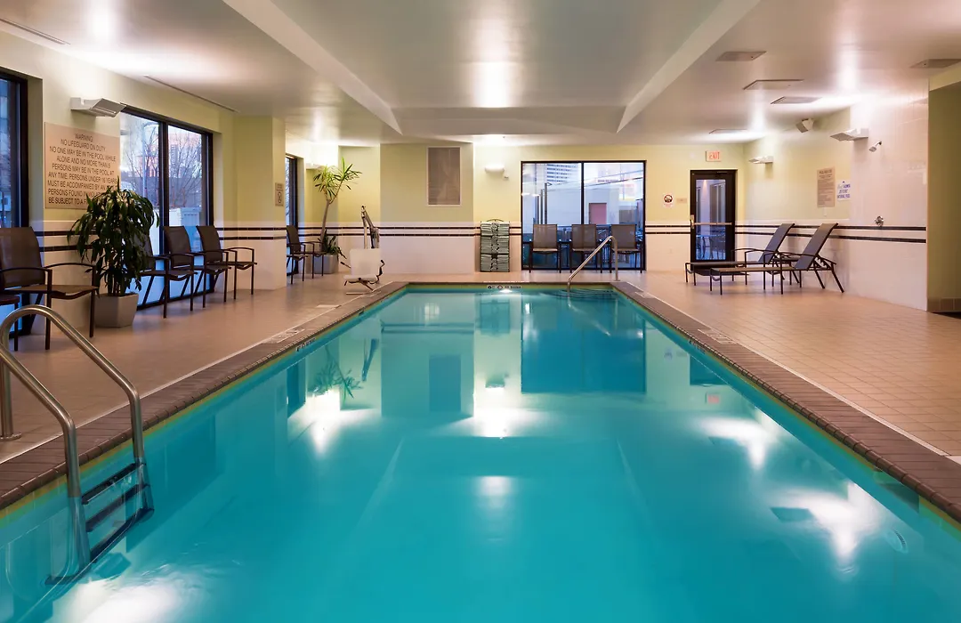 Fairfield Inn & Suites Louisville Downtown-1