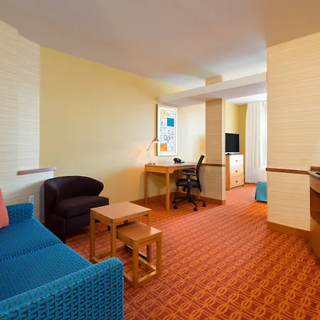 Fairfield Inn & Suites Louisville Downtown-3